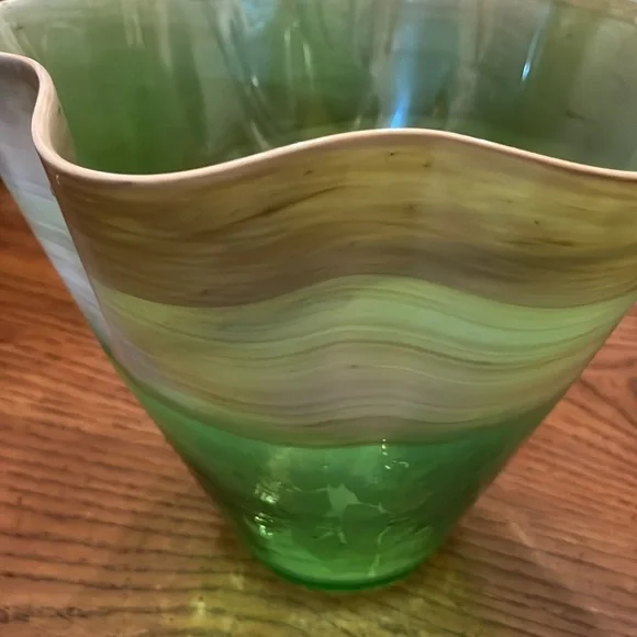 Murano ribbon glass vase‎
